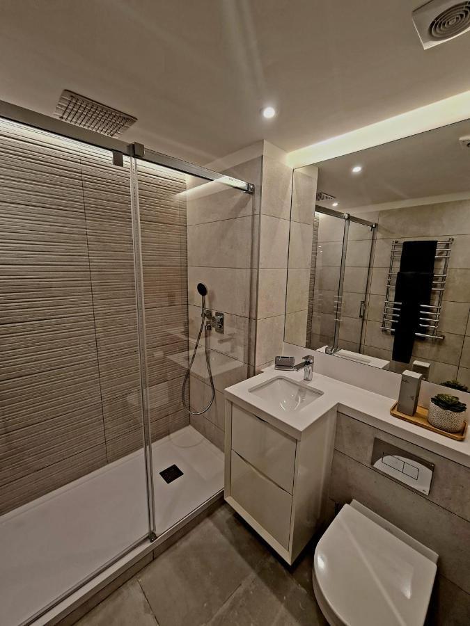 Luxury Apartment In Eurocity Gibraltar Bagian luar foto