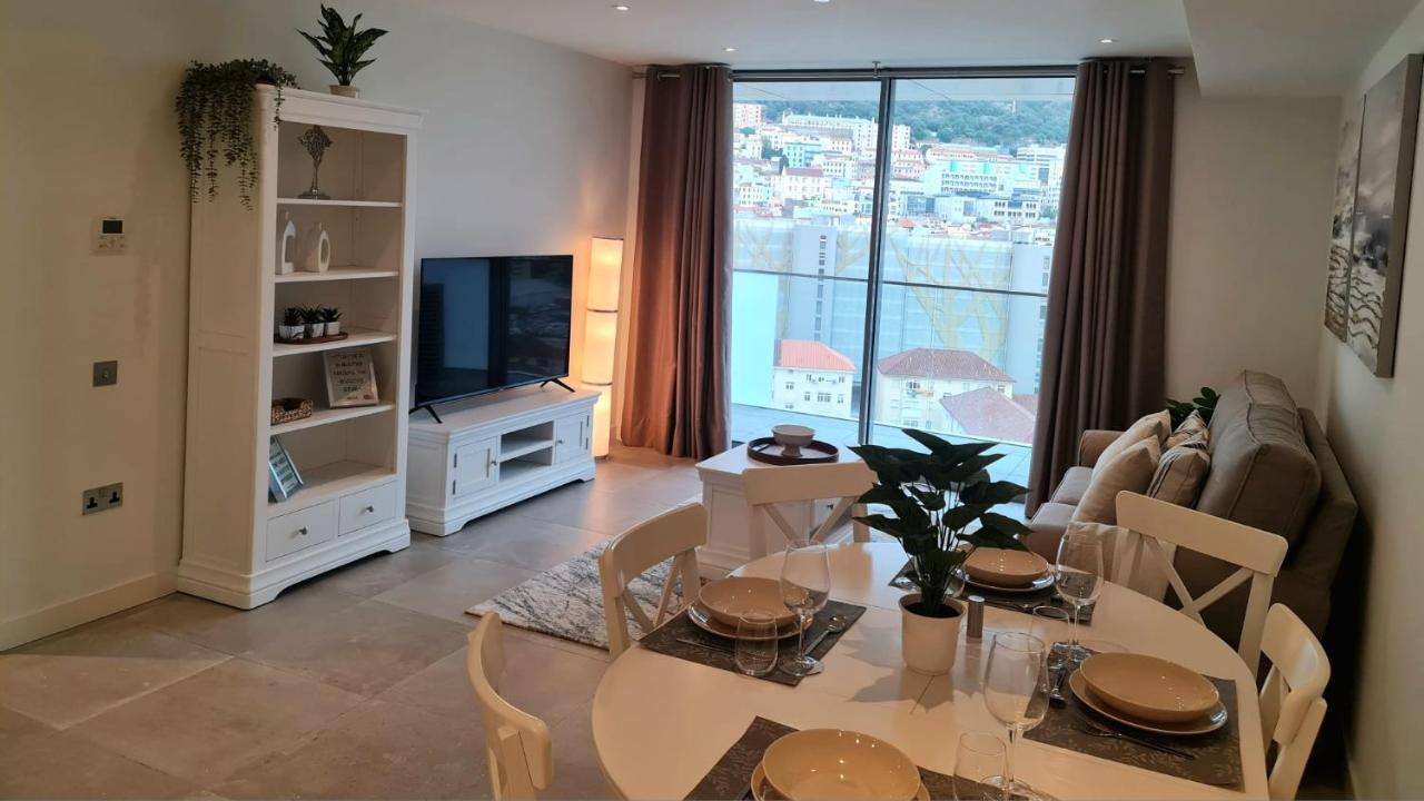 Luxury Apartment In Eurocity Gibraltar Bagian luar foto