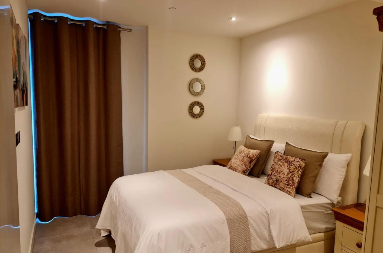 Luxury Apartment In Eurocity Gibraltar Bagian luar foto
