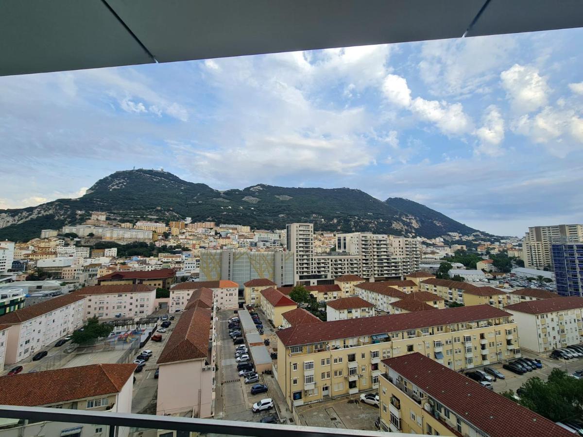 Luxury Apartment In Eurocity Gibraltar Bagian luar foto